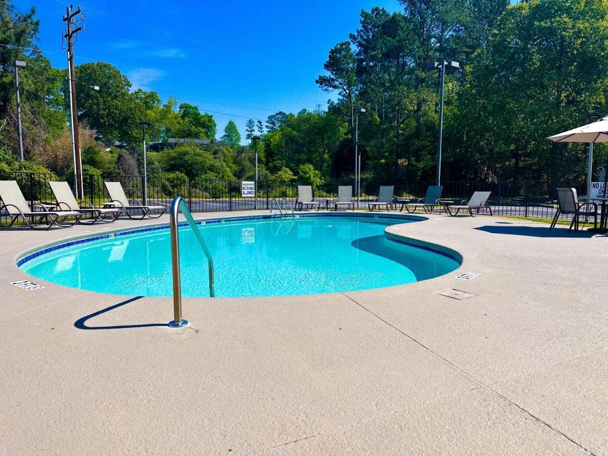 Comfort Inn & Suites Clemson - University Area Exterior photo